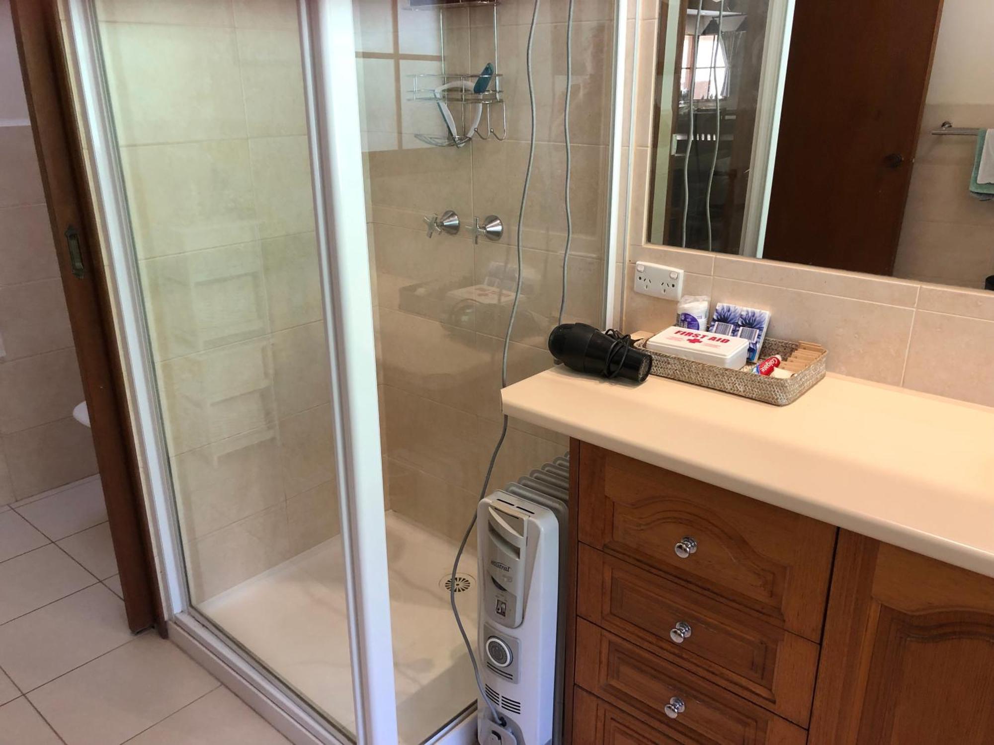 Sherwood Park Bed And Breakfast Somerville Bagian luar foto